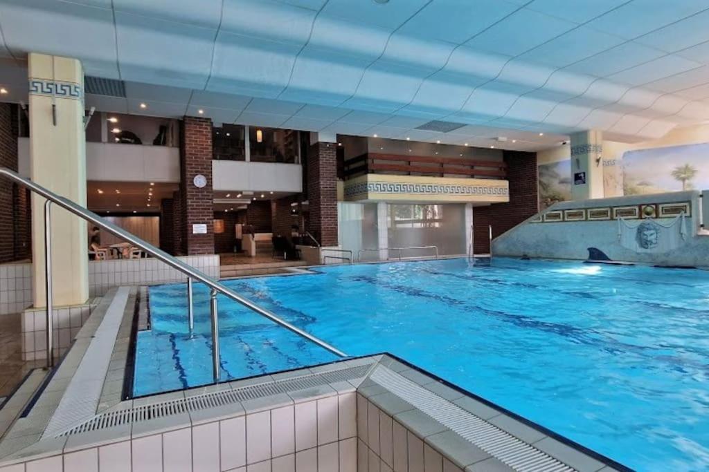 2-Zimmer Wohnung, Pools, Sauna Und Balkon Санкт Енглмар Екстериор снимка